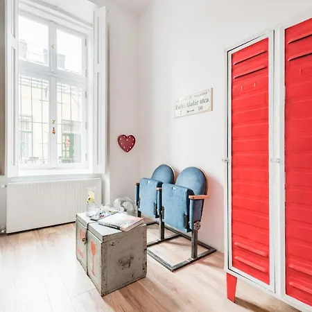 Pal Loft In Апартаменты